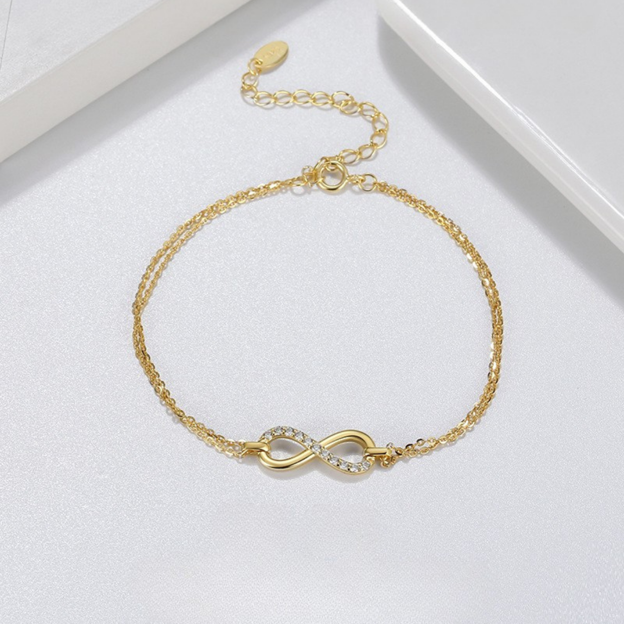 Elegance Knot Silver Bracelet
